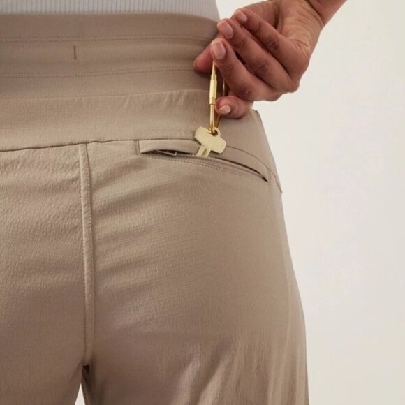 ATHLETA Trekkie North Jogger size 2 color Ecru Mid Rise Pants #405726 gorpcore - Picture 5 of 15